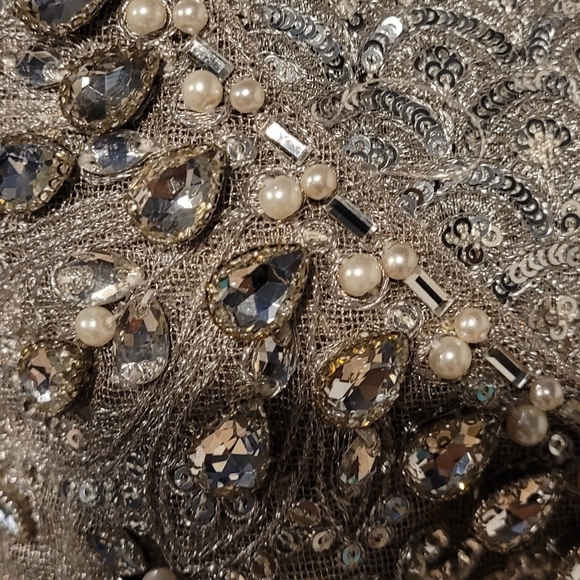 ❌️SOLD❌️ Maria b wedding edition silver grey suit - Picture 11 of 12